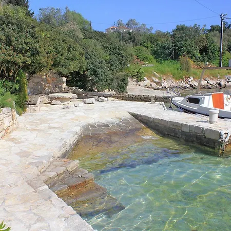 Necujam 13884a Apartamento Grohote